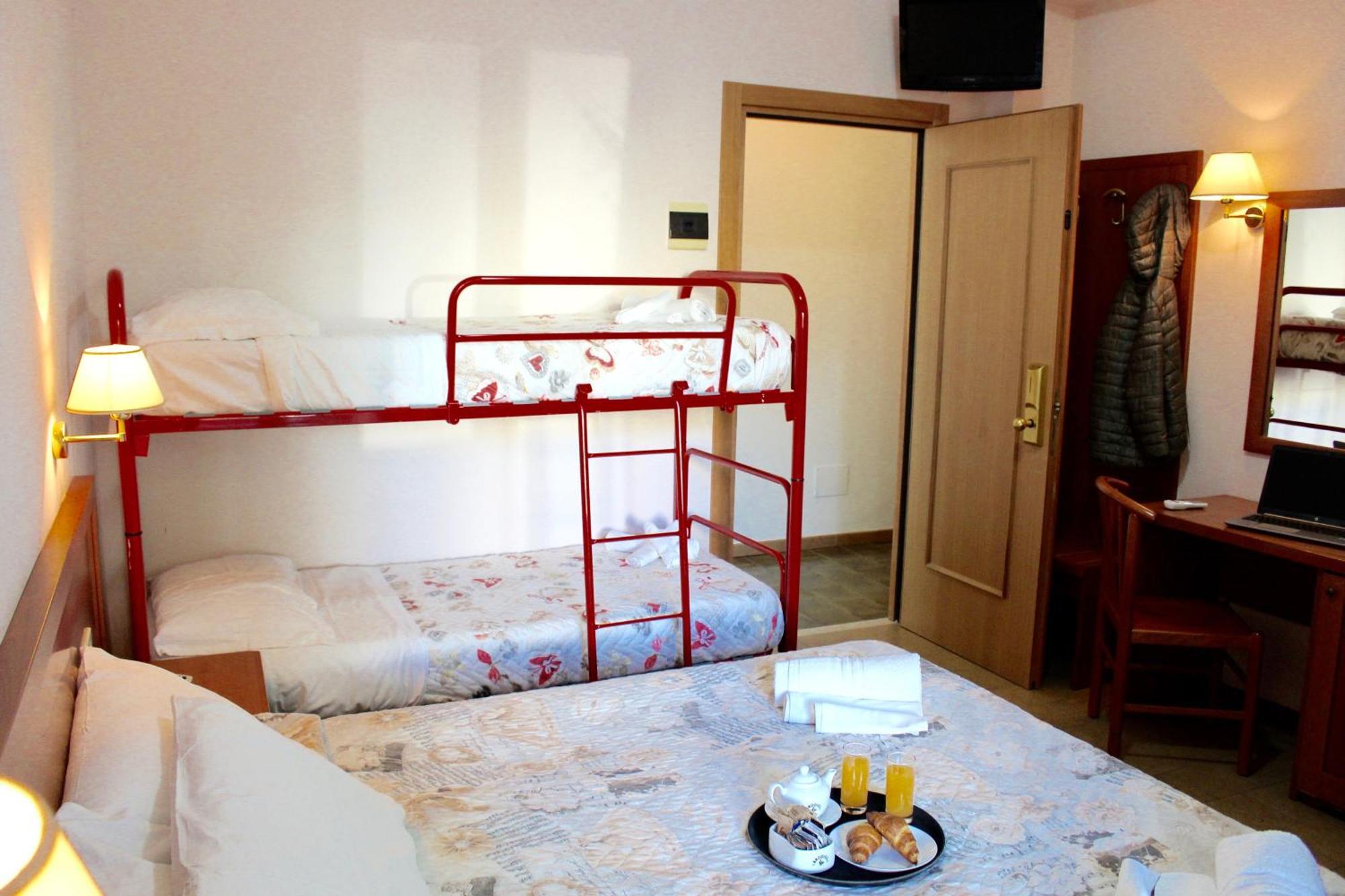 Hotel Jole Cesena Bagian luar foto