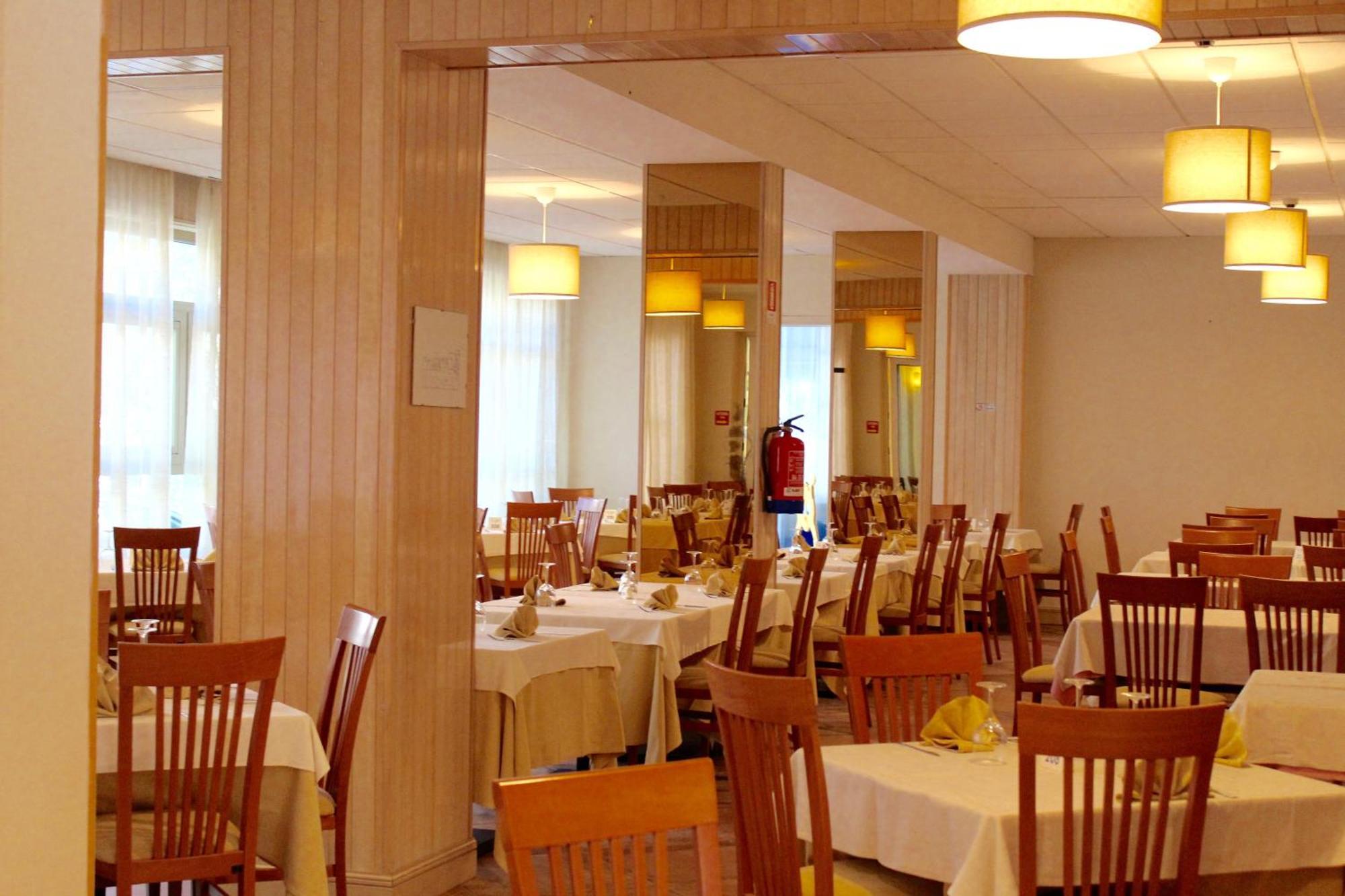 Hotel Jole Cesena Bagian luar foto