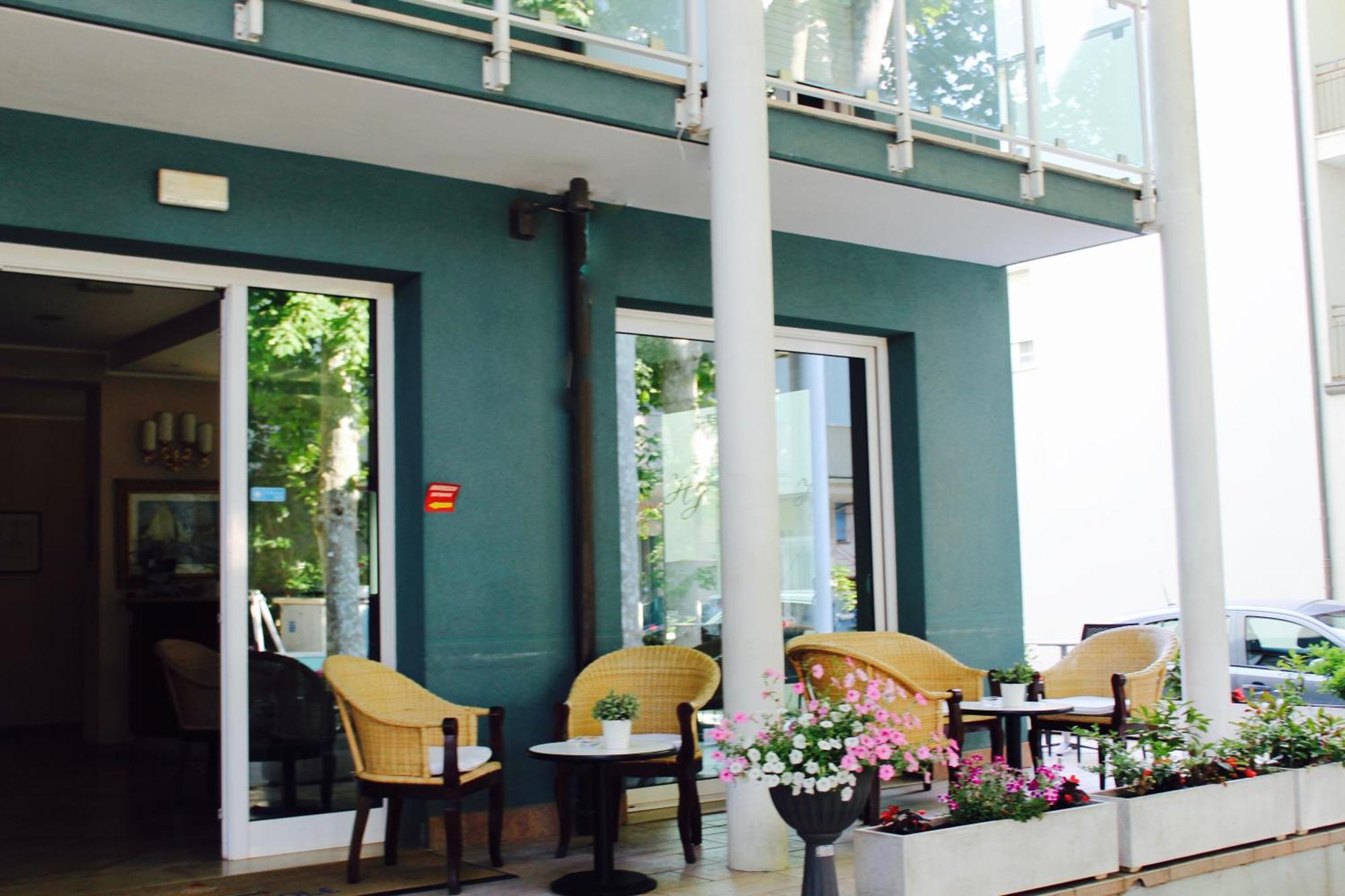 Hotel Jole Cesena Bagian luar foto