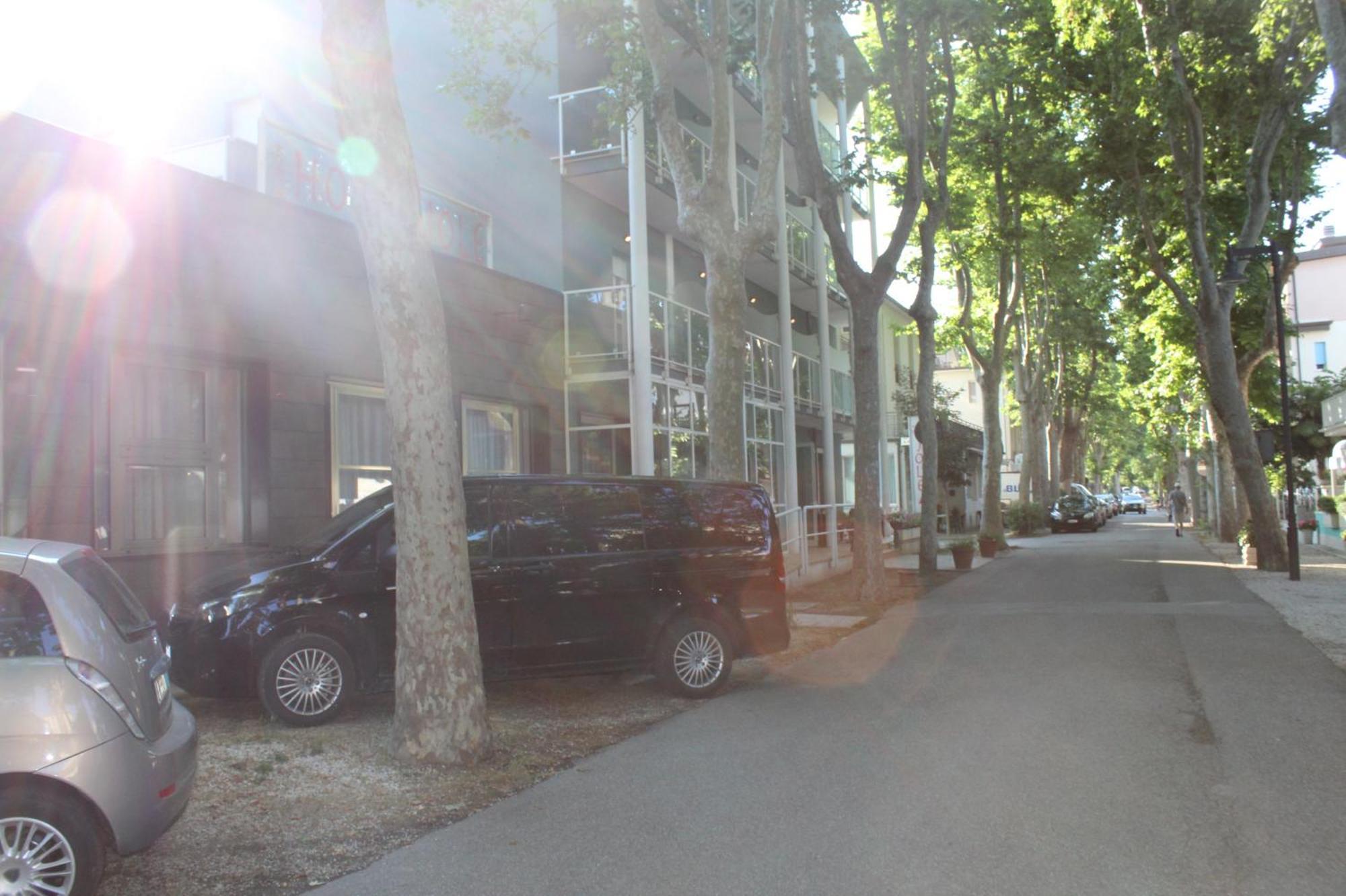 Hotel Jole Cesena Bagian luar foto